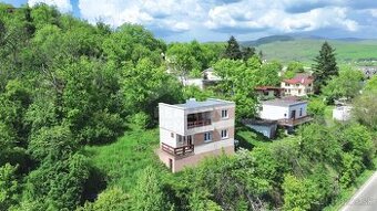 Chata pri najkrajšej pláži na Šírave