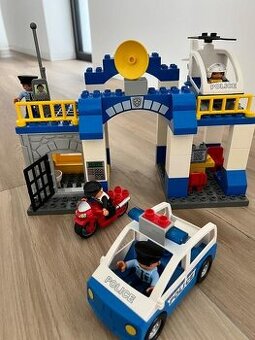 Lego Duplo Policajná stanica