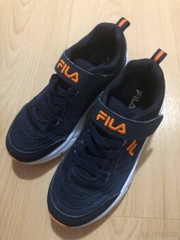 Fila tenisky