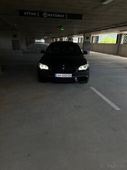 BMW F10 528i