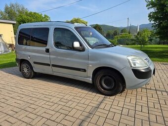 Citroen Berlingo 2,0 HDi r.v. 2005 s otváracou strechou