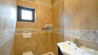 PREDAJ, Rodinný dom, Štrba, pozemok 184 m2 + spoločný dvor p