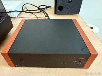 Pro-Ject Phono Box DS2 gramo zos – MM/MC, orech drevo