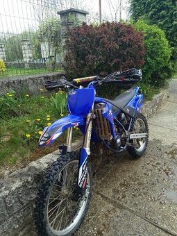 Yamaha YZ 85 - 1