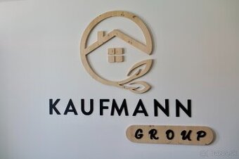 Montážnik nábytku a Operátor vo výrobe pomocník.