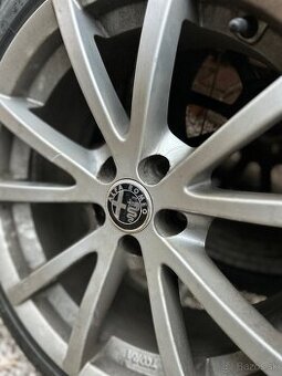 Alfa Romeo 5x98 R17