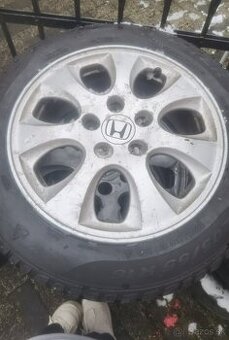 Predám kolesá +pneumatiky Pirelli zima