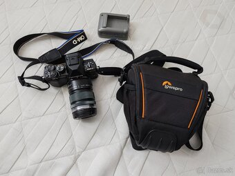 Fotoaparát Olympus OM-D E-M10 Mark II_ako nový