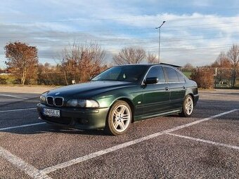 BMW E39 530i AT