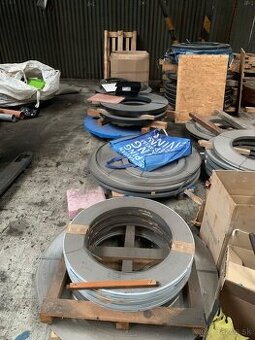 skrine ponk noznice pasovina nerez srouby klince