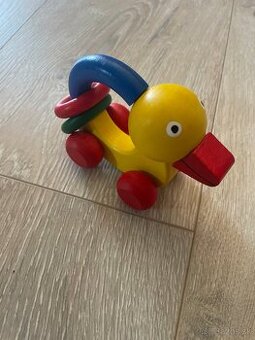 Drevená hračka Walter Kačička