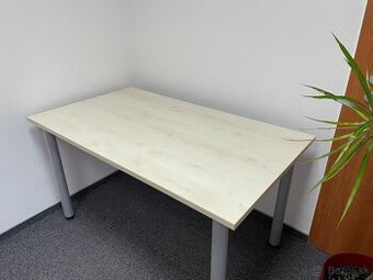 darujem kancelarsky nabytok