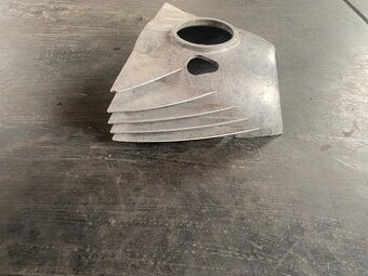 1 Predam kryt karburatora JAWA 350/360/361/354