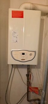 Predam kotol s radiatoromi