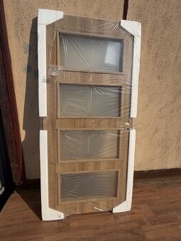 Predám nové presklenené dvere aj so zarubnou