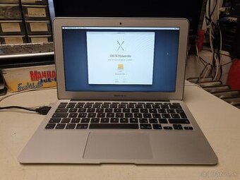 MacBook Air na  diely