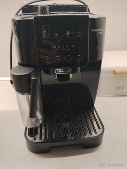Delonghi kávovar