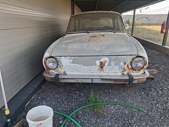 Škoda 100