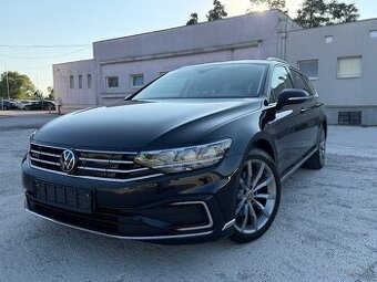 Volkswagen Passat B8 GTE 1.4 TSI Plug-in Hybrid