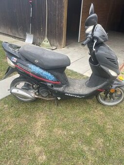 Skúter adamoto speeder 50