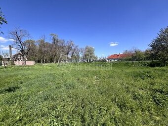Na predaj slnečný pozemok v Hrubej Borši 486m2 v blíz…