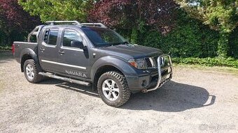 Nissan navara D40 2.5DCI
