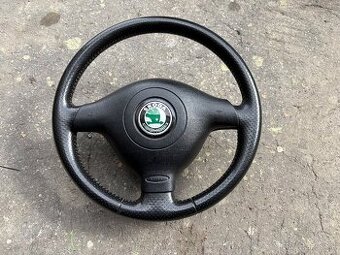 Volant trojramenny Octavia I RS