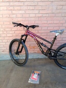 Nový celodpružený bicykel KELLYS Swag 30, 29"/27,5" "L"