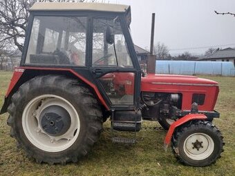 Traktor Zetor 7011