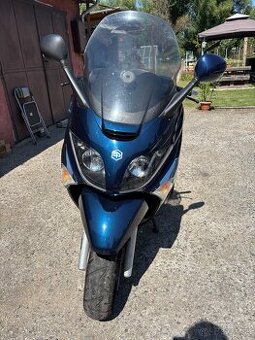 Piaggio X400 evo