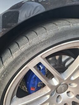 KUPIM DVE PNEU ZANOVNÉ 265/30 R20