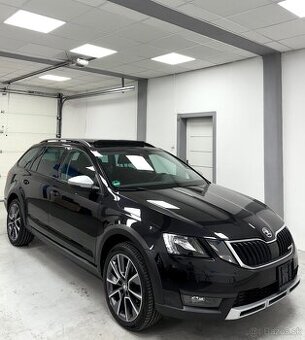 Skoda Octavia Scout 2.0TDI 4x4 Virtual/Kamera/Panorama