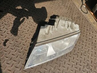 Lave svetlo Octavia 2