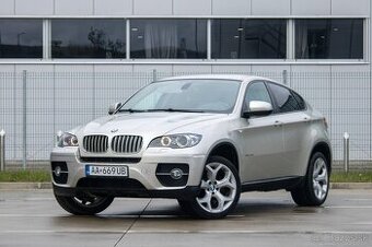 BMW X6- xDrive 40d