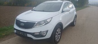 Kia sportage 1,7Crdi par.kamera.navi,vyh.sedacky
