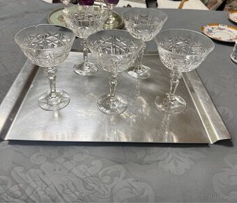 RUČNE BRÚSENÉ KRIŠTÁLOVÉ POHÁRE (5 KS)