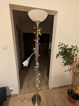 Lampa +vianočné svetlo