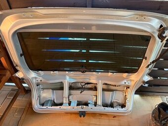 Kufrove dvere Fabia 2 combi