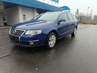 Volkswagen Passat B6 2,0 TDi bez DPF Highline Bixenon - 1