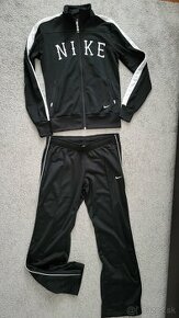 Dámska športová súprava NIKE - 1