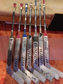 7 ks opravovaných brankárskych hokejok, všetko kompozit