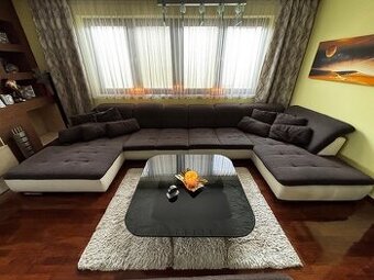 VEĽKÁ SEDACIA SÚPRAVA S TABURETKOU