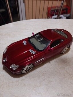 Predám Mercedes SLR McLaren 1:18