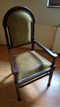 starožitné stoličky