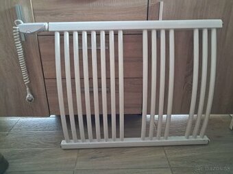 Elektricky rebríkovy radiator s termostatom