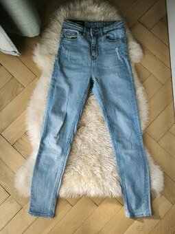 Dámske rifle Tally Weijl, veľ. 34