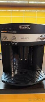 Automatický kávovar Delonghi