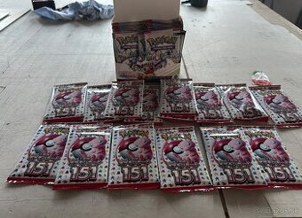 Pokemon karty nerozbalené