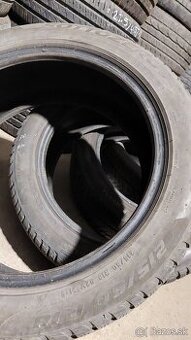 Predam zimne pneumatiky 2ks 215/50r18
