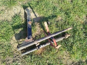 Predám prednú vidlu na Jawu pionier.